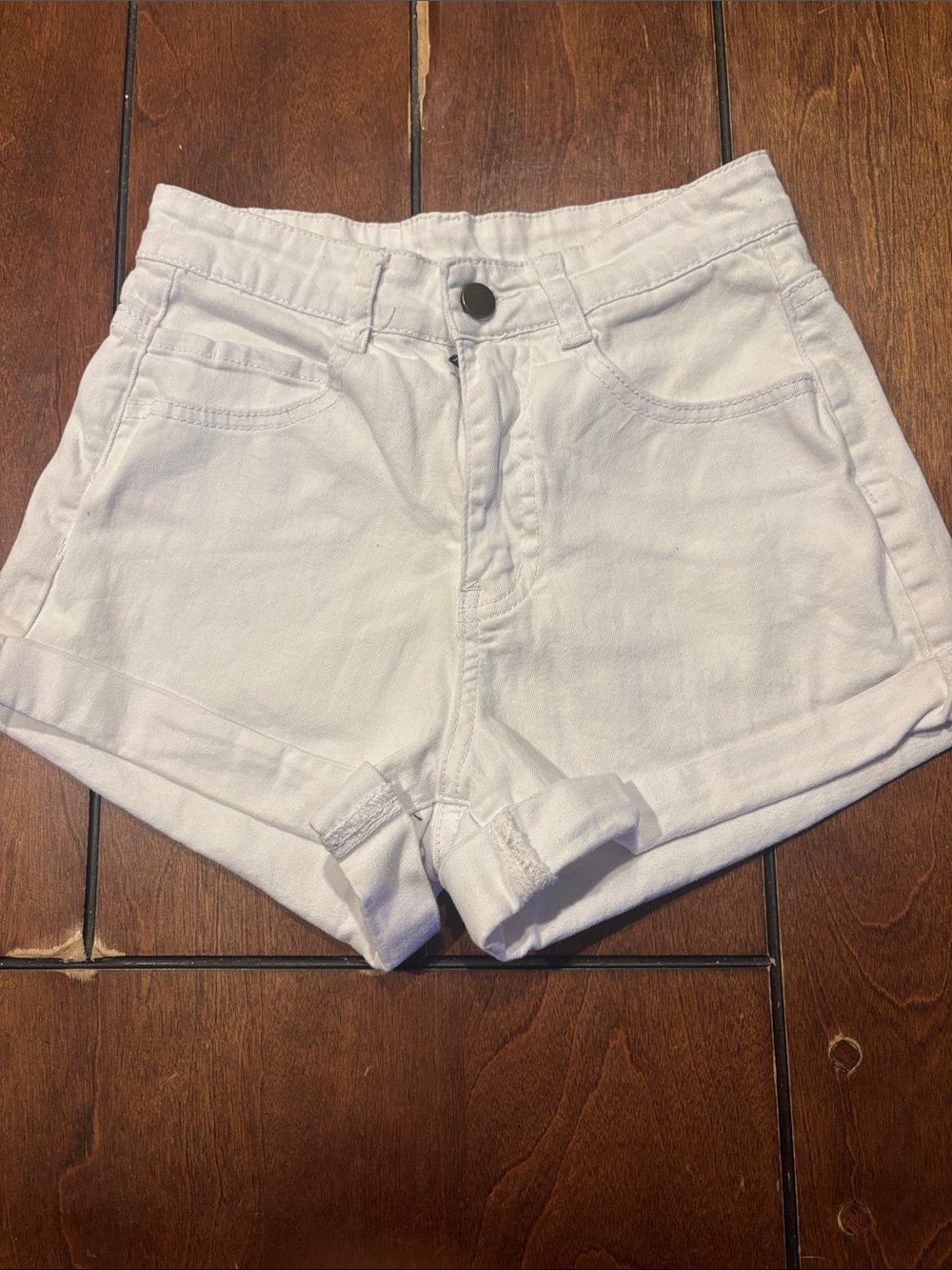 Source Unknown White High-Waist Rolled-Hem Shorts